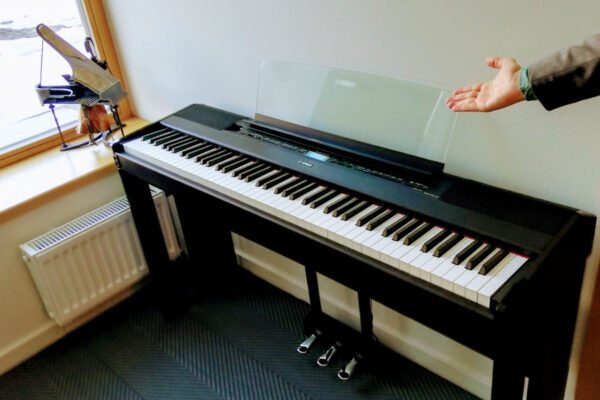 Thank you for e-Yamaha Thank you for e-Yamaha