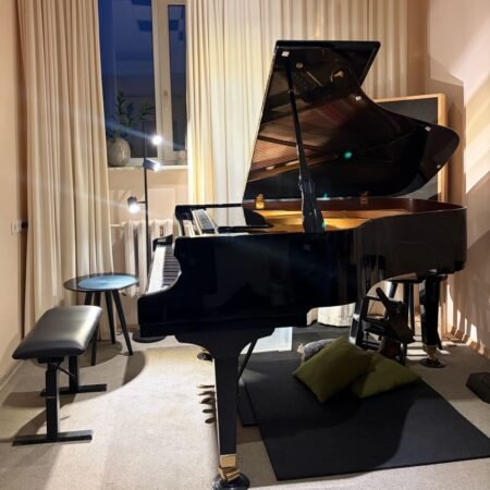 Piano Studio Rental for Individual Practice
