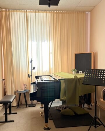 Piano Studio Rental for Individual Practice